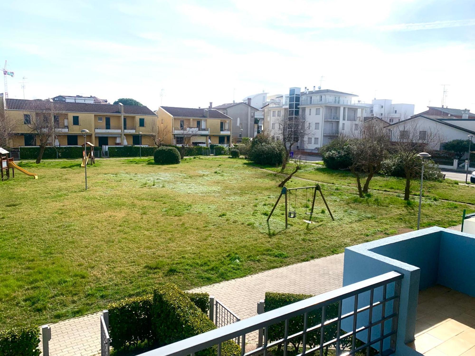De Lux Swimming Pool, Parking, Garden 2 *